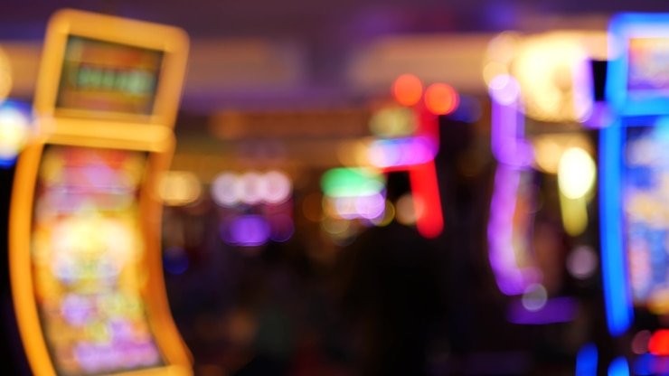 Bảng so sánh khu VIP với đăng ký và FAQ trong tài khoản